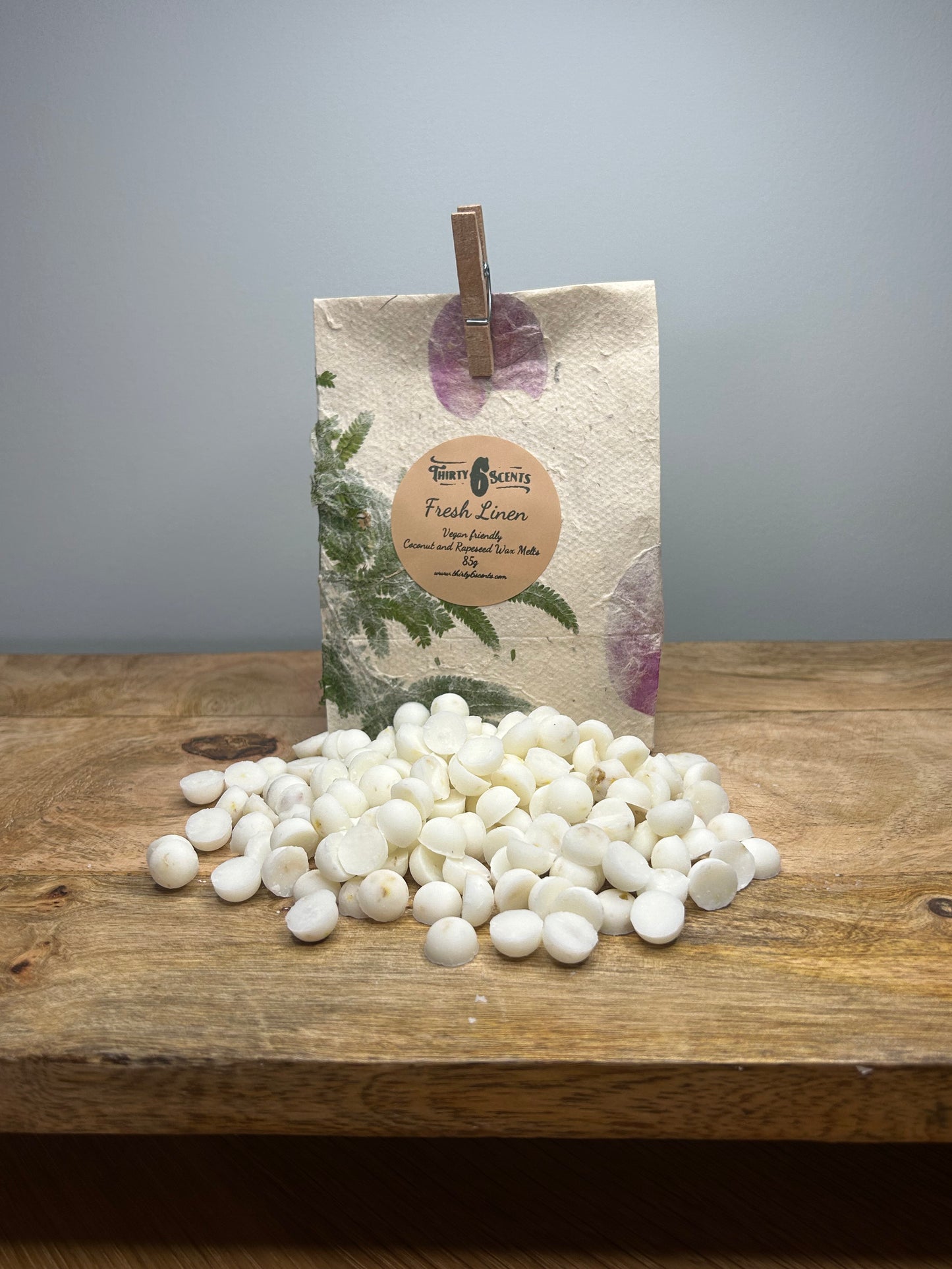 85g Botanical Wax Melt Pebbles