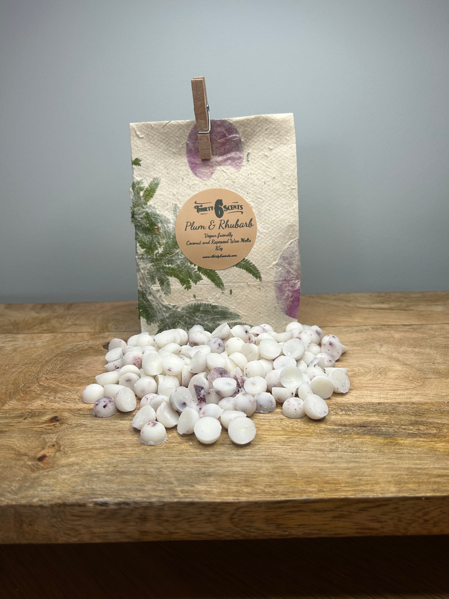 85g Botanical Wax Melt Pebbles